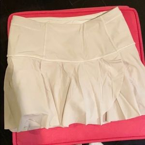 White lululemon tennis skirt